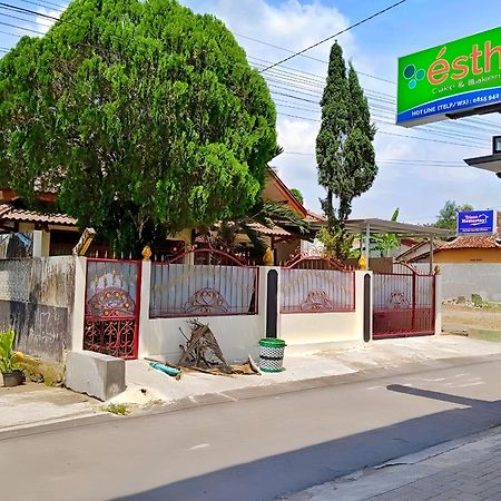 Penginapan Prambanan Trisan Randugunting エクステリア 写真